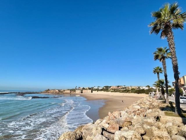 Gatu La Murallita En Puerto Sherry , Preferente Mayores De 25 Anos Y Familias Apartment